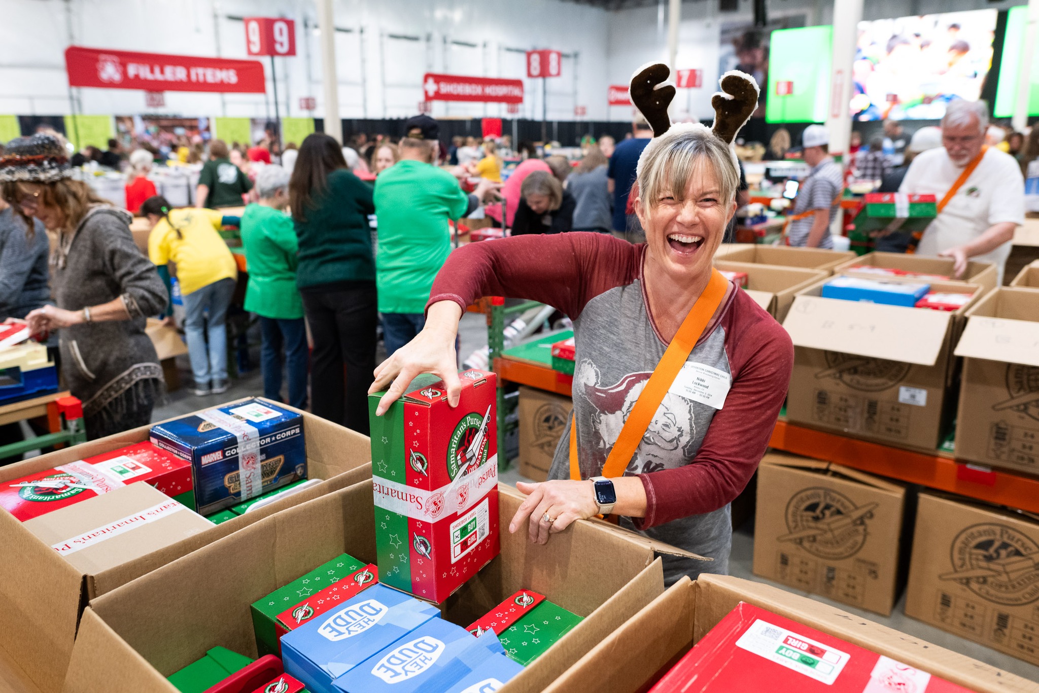 好必來員工包裝送給兒童的聖誕鞋盒。（翻攝自FB@Hobby Lobby）